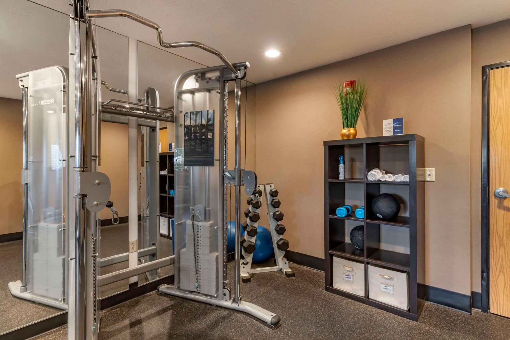 Best Western Plus Vineyard Inn Ливермор Экстерьер фото