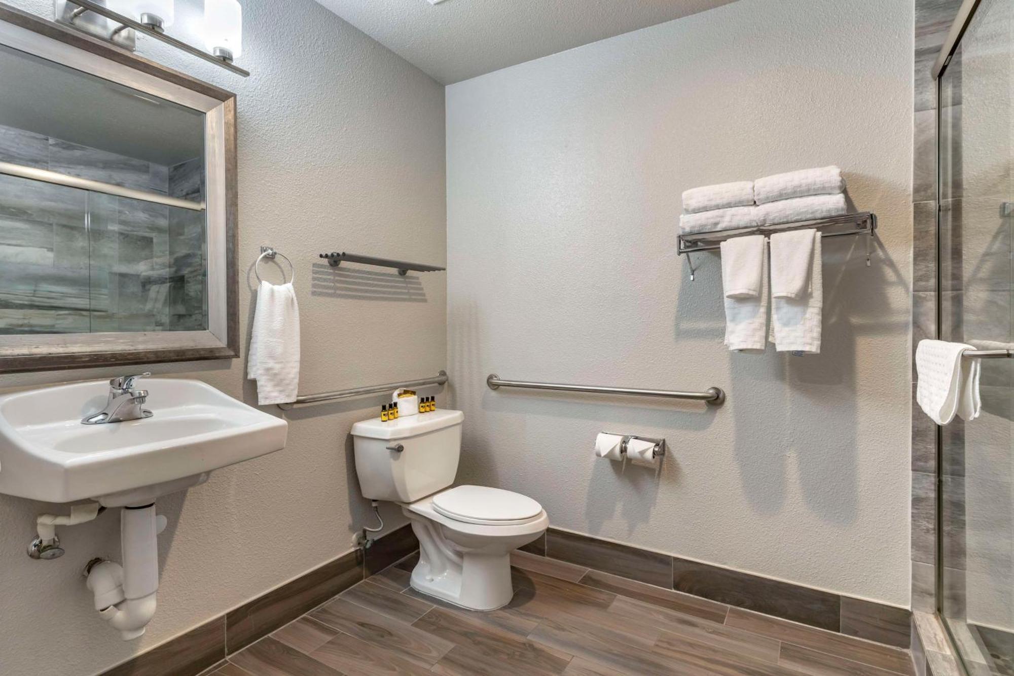 Best Western Plus Vineyard Inn Ливермор Экстерьер фото