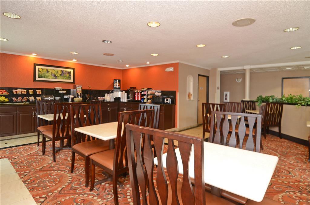 Best Western Plus Vineyard Inn Ливермор Ресторан фото